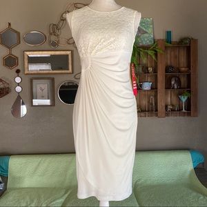 🛍 Gorgeous Ivory dress NWT